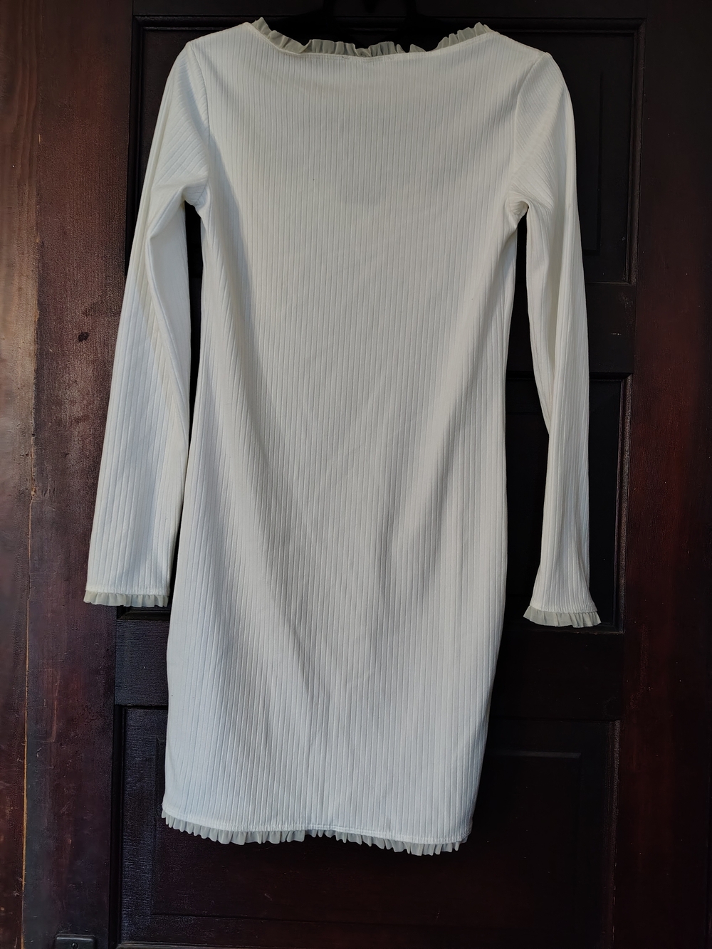 Forever 21 Ribbed Long Sleeve Dress in White with Black Trim - Picture 2 of 4
